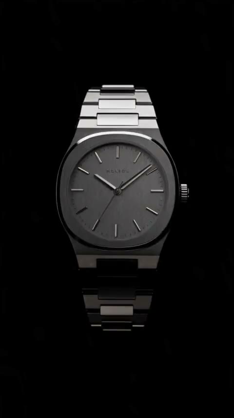 Helios — film vertical horlogerie